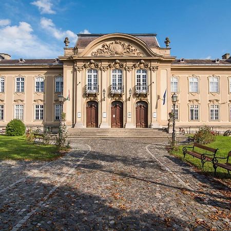 Pegazus Apartman Кестхей Экстерьер фото