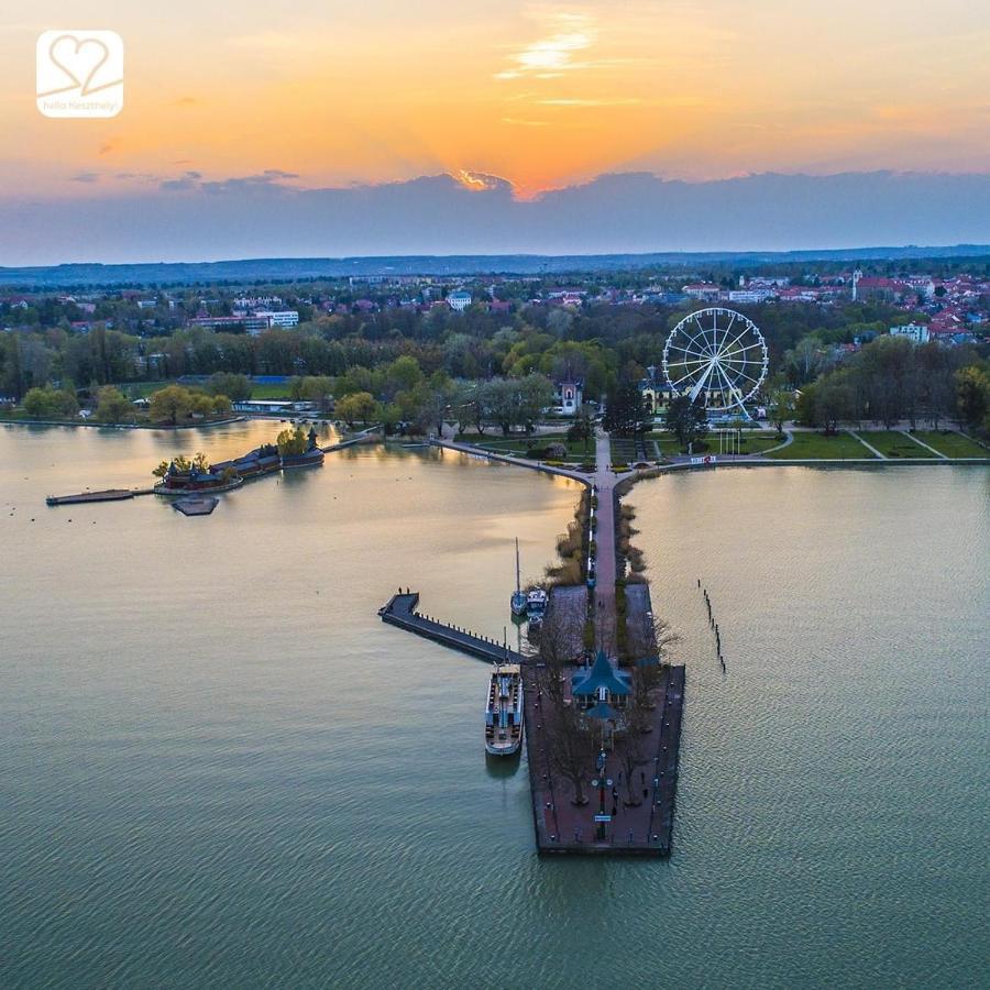 Pegazus Apartman Кестхей Экстерьер фото